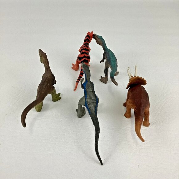 Jurassic Park World Attack Pack Mini Dinosaur 5pc Dino Figure Lot Ceratosaurus - Picture 5 of 7